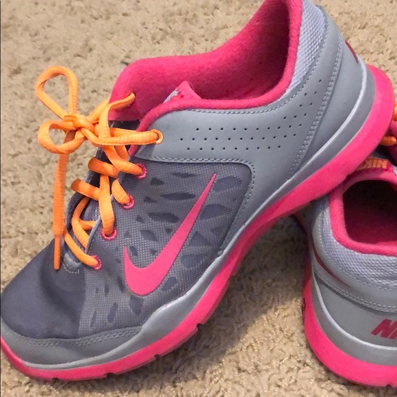 Nike Training Shoes - Picture 5 of 7